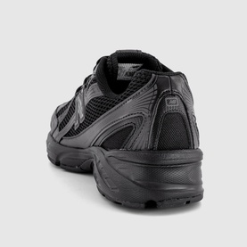 740 V2 Trainers