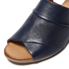 Arriba Sandals