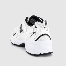 MR530 Trainers