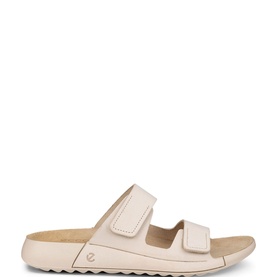 Cozmo Flat Sandals