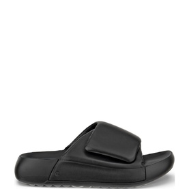 Cozmo Flat Sandals