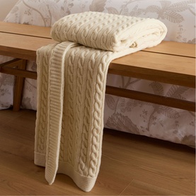 Cable Knit Cream Merino Bed Blanket