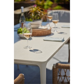 Lyon Garden Dining Set Coconut Urano Ivory
