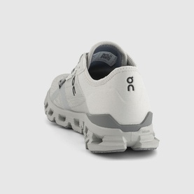 Cloud X 4 AD Trainers