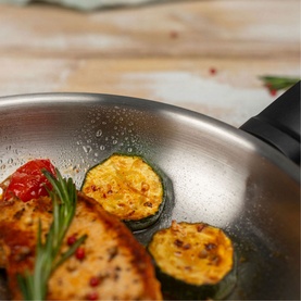 Classic Uncoated Frying Pan 28cm