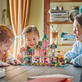 Disney Princess Castle & Royal Pets Toy Building Playset