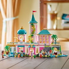 Disney Princess Castle & Royal Pets Toy Building Playset