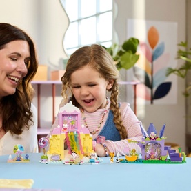 Gabby&rsquo;s Dollhouse: Sweet Treat Mountain & Kitty Garden