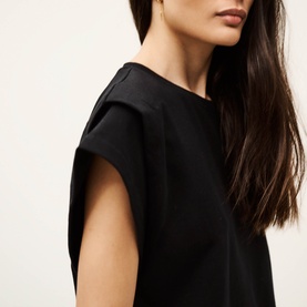 Pio Shoulder Pad T-Shirt