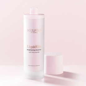 LiquidGlo Brightening Essence