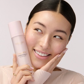 LiquidGlo Brightening Essence