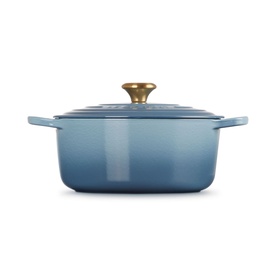 Signature Cast Iron Round Casserole 26cm