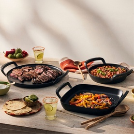 Signature Cast Iron Outdoor BBQ Round Skillet 25cm