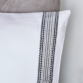 Embroidered Bands Duvet Set Black
