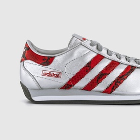Country Japan Trainers