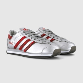 Country Japan Trainers