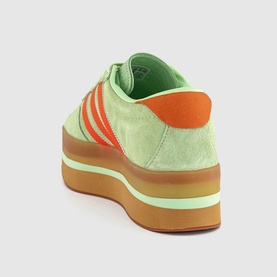 Gazelle Stack Trainers