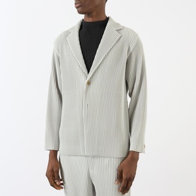 Pleated Single-Breasted Blazer
