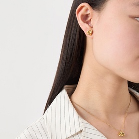 Double Knot Pendant Necklace