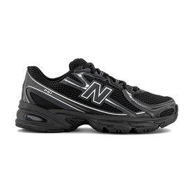 740 V2 Trainers