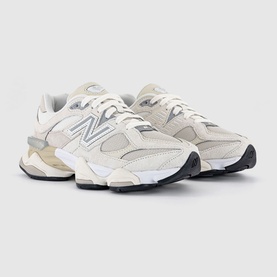 9060 Trainers