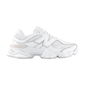 9060 Trainers