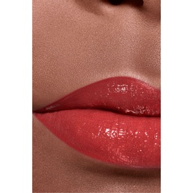 Hydrating Beautifying Tinted Lip Balm