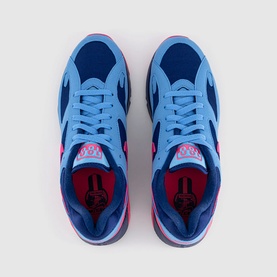 Air 180 Trainers