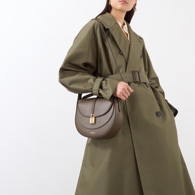 Vancouver Saddle Leather Crossbody Bag