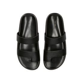 Hugh Flat Sandals