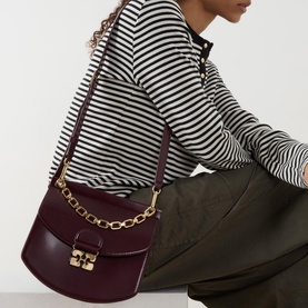 Apo-G Chain Crossbody Bag