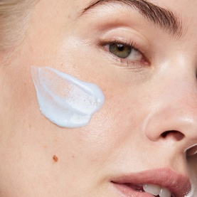 Magnetic Glow Cleanser