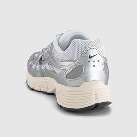 P-6000 Trainers