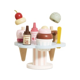 Carlo's Ice Cream Flavours Stand & Toppings