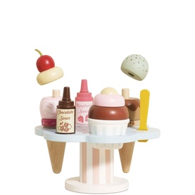 Carlo's Ice Cream Flavours Stand & Toppings