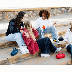 Charge 6 Portable Bluetooth Speaker IP67 Red