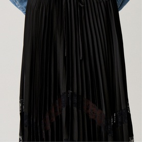 Lace Insert Asymmetric Pleated Skirt