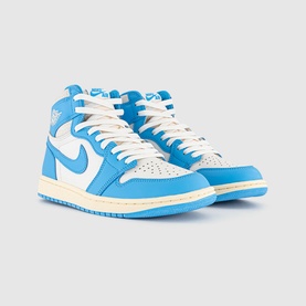 Air Jordan 1 Retro Hi-Top Trainers
