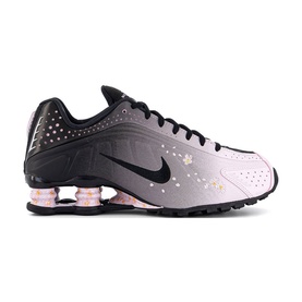 Shox R4 Trainers