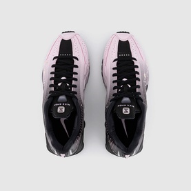 Shox R4 Trainers