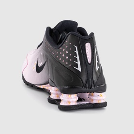 Shox R4 Trainers