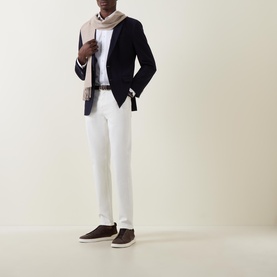 Comfort Fit Straight Jeans