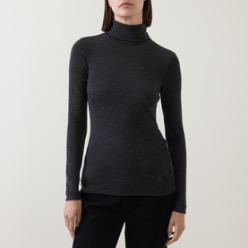Fang Turtleneck Sweater