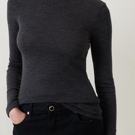 Fang Turtleneck Sweater