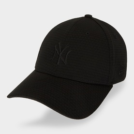 New York Yankees MLB Stretch Mesh 39THIRTY Stretch-Fit Cap