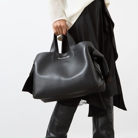 Musubi Midi Tote Bag