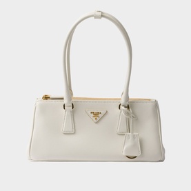 Galleria Medium Tote Bag