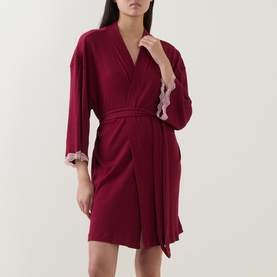 Essential Ribbed Lace Robe
