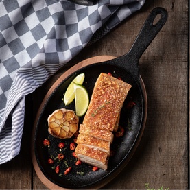 Cast Iron Oval Sizzler Plate 38.2cm & Wooden Base