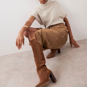 Ribbed Trim Knitted Top